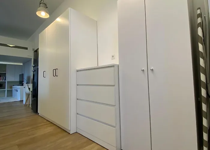 Schoene, Moderne Mit Grosszuegiger Terasse Appartement *