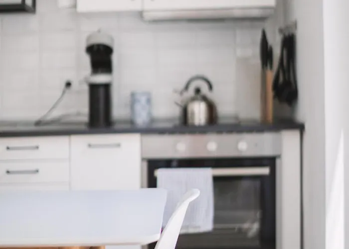 Schoene, Moderne Mit Grosszuegiger Terasse *